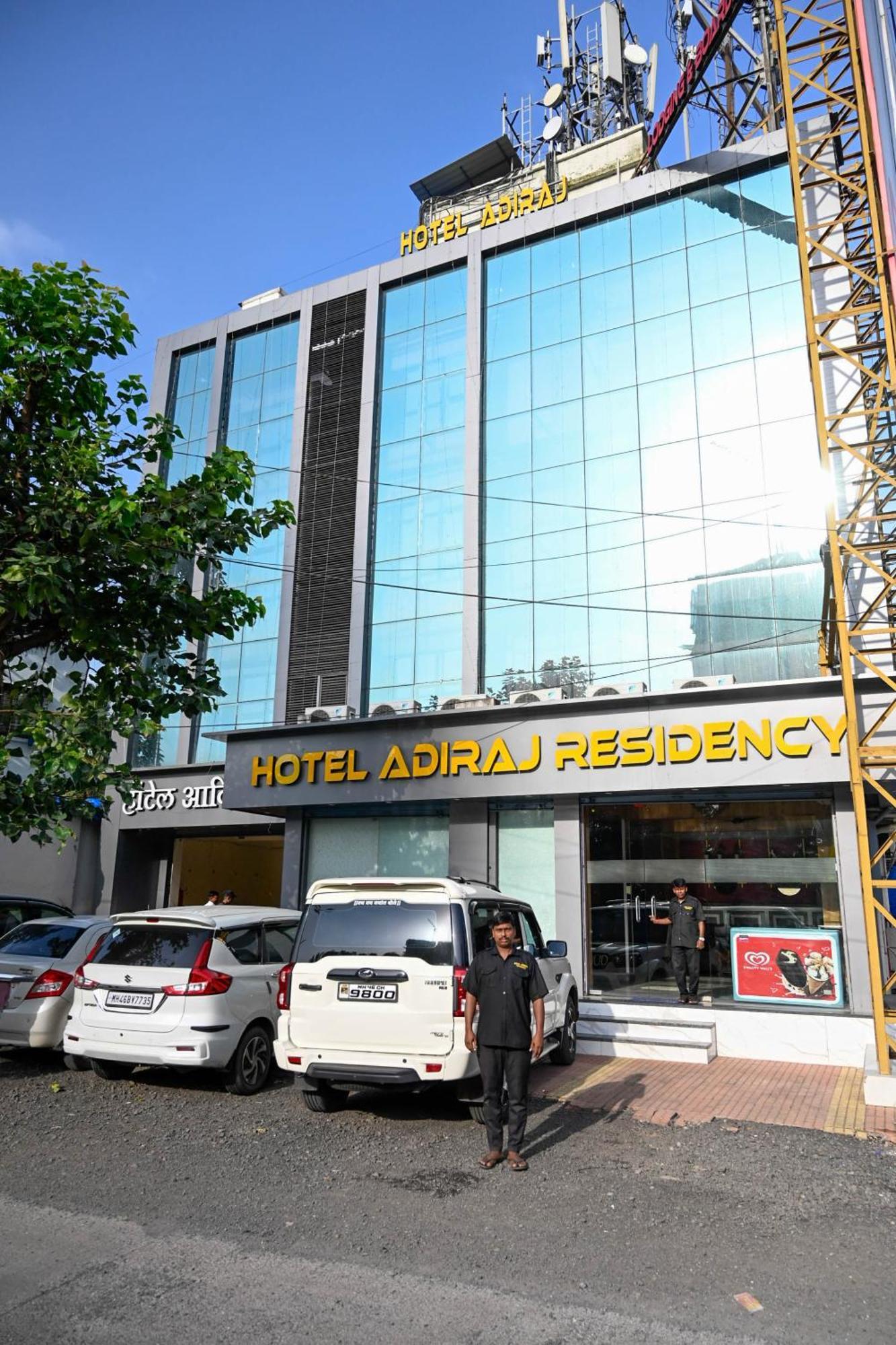 Adiraj Residency 호텔 나비뭄바이 외부 사진