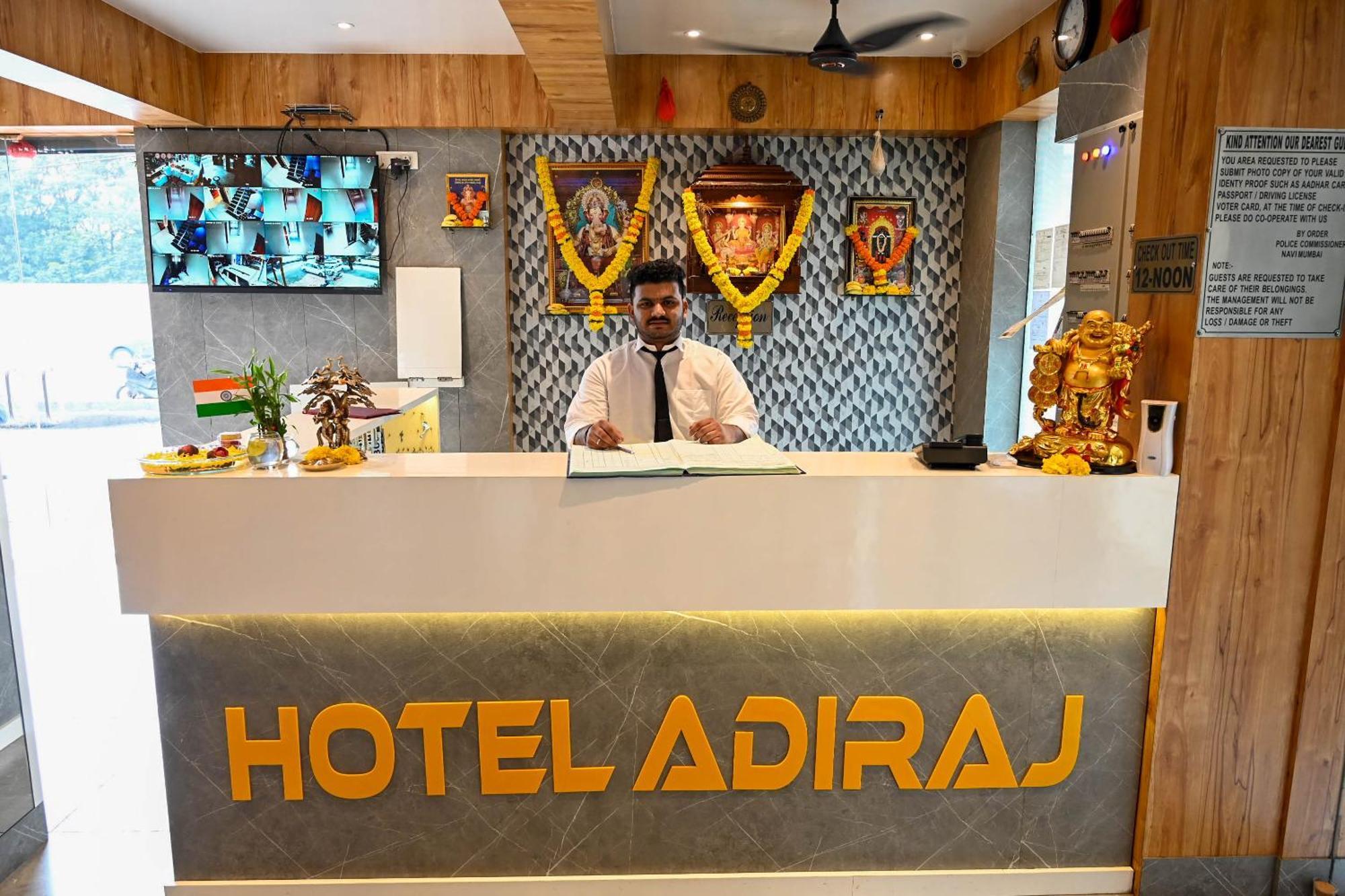 Adiraj Residency 호텔 나비뭄바이 외부 사진