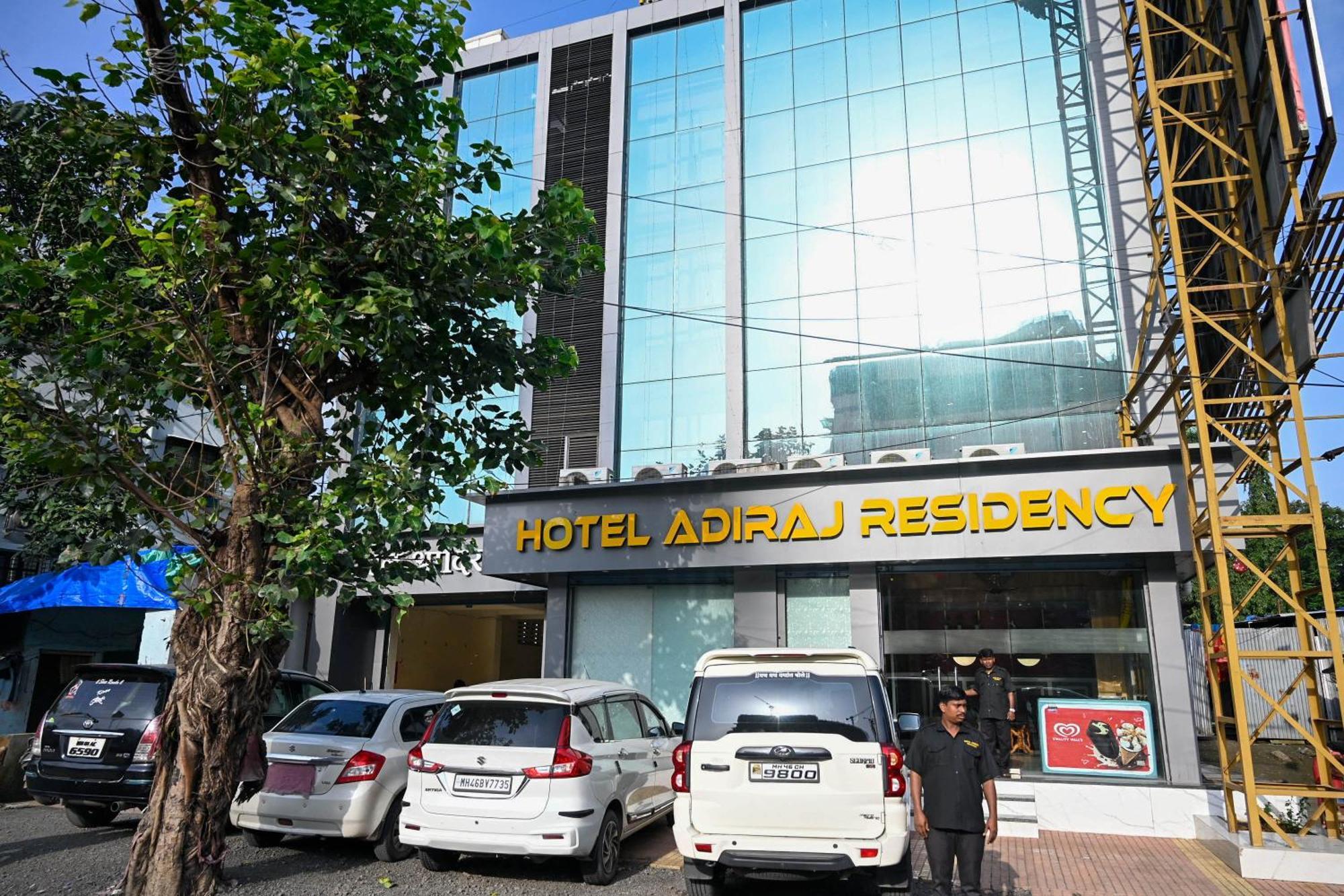 Adiraj Residency 호텔 나비뭄바이 외부 사진