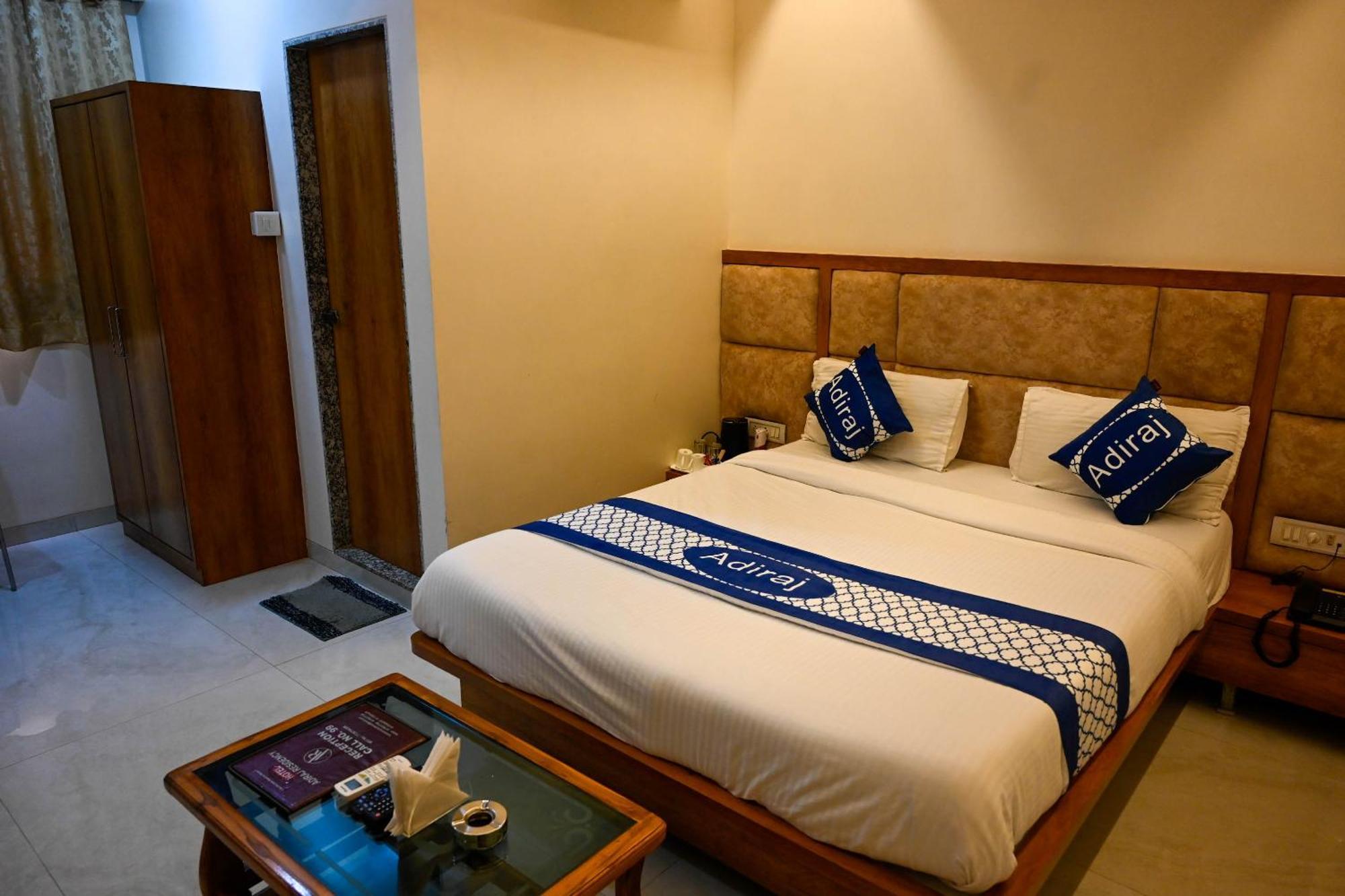 Adiraj Residency 호텔 나비뭄바이 외부 사진
