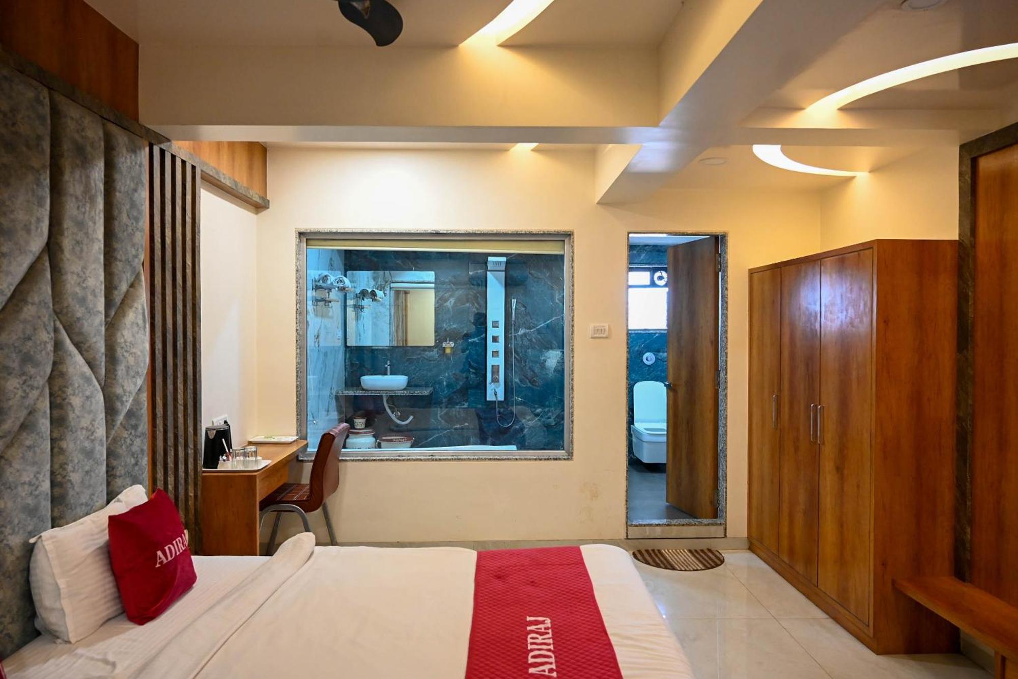 Adiraj Residency 호텔 나비뭄바이 외부 사진